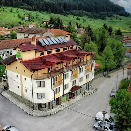 Boryka Family Hotel Asikoria Eksteriør billede