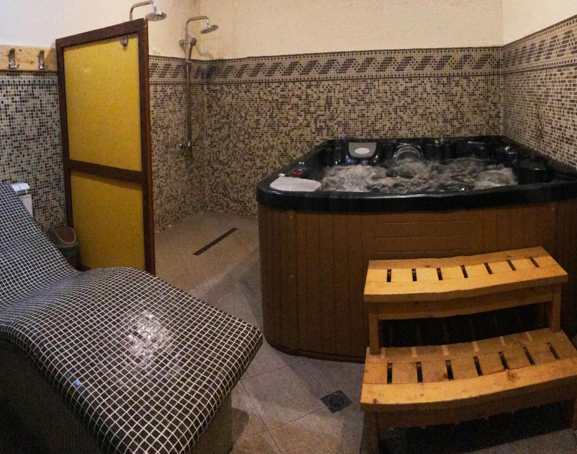 Boryka Family Hotel Asikoria Eksteriør billede