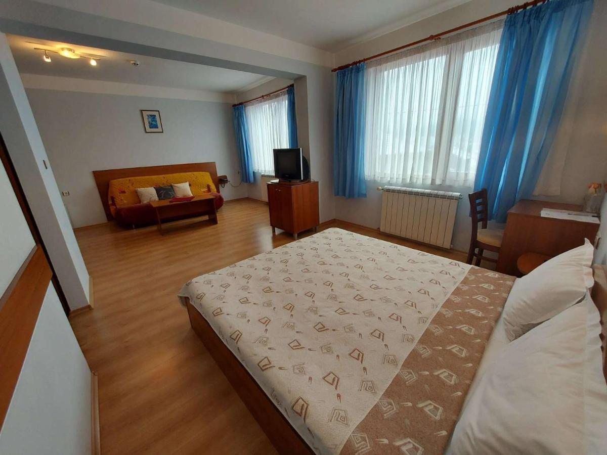 Boryka Family Hotel Asikoria Eksteriør billede