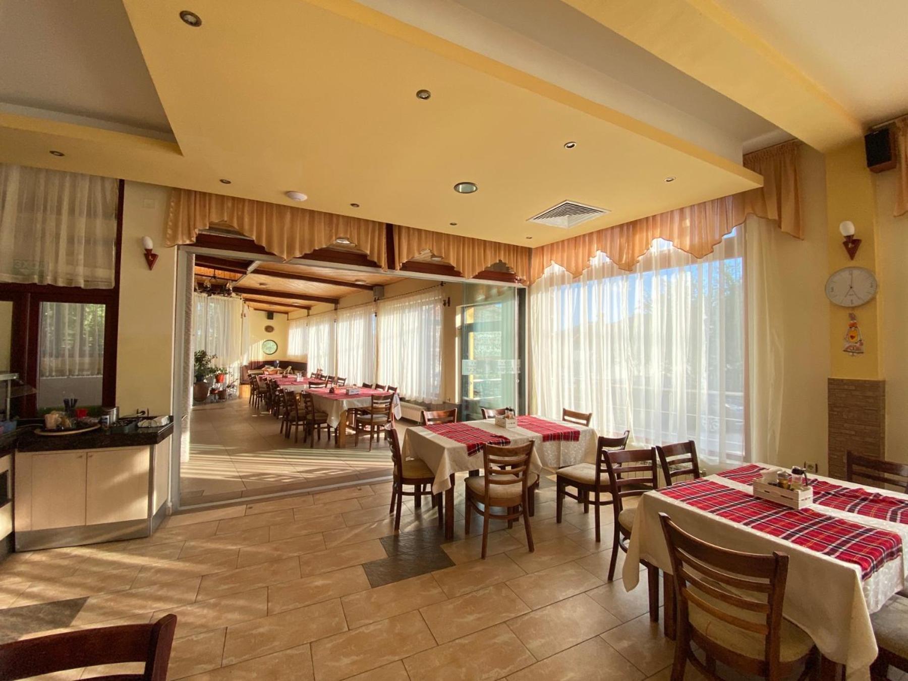 Boryka Family Hotel Asikoria Eksteriør billede