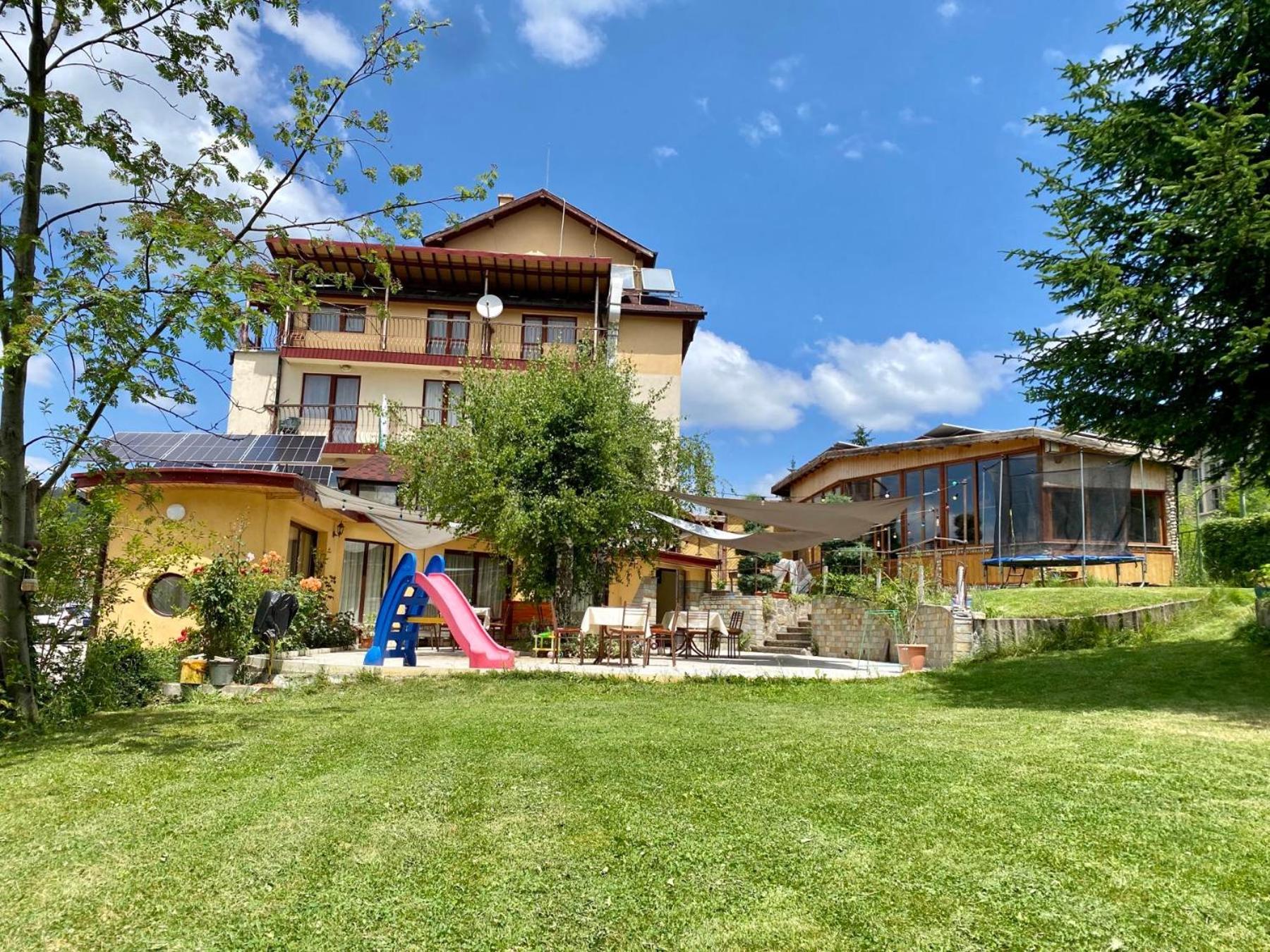 Boryka Family Hotel Asikoria Eksteriør billede