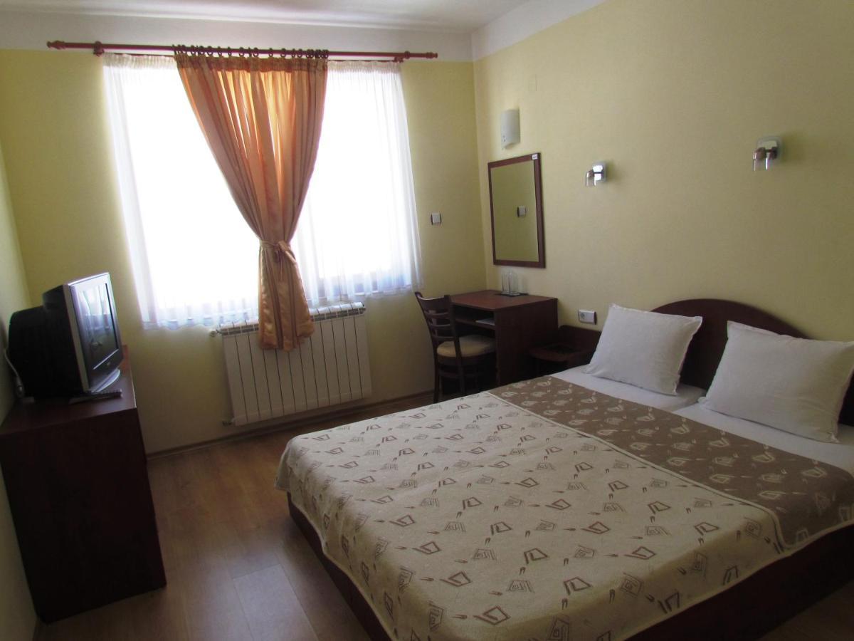 Boryka Family Hotel Asikoria Eksteriør billede
