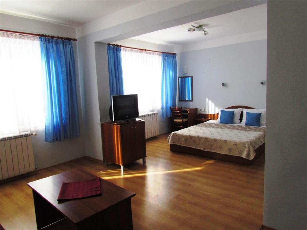 Boryka Family Hotel Asikoria Eksteriør billede